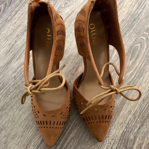 Women’s heels - Picture 2 of 4